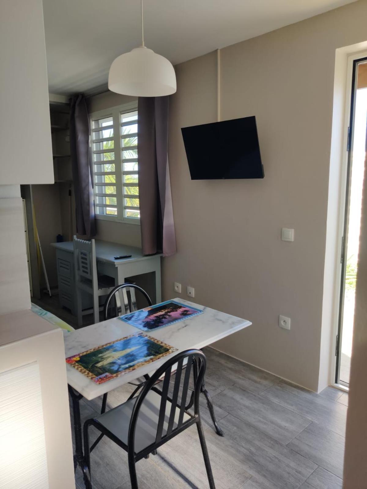 Joli Studio Cocooning & Discret, A 2Mns De La 4 Voies La Possession Ngoại thất bức ảnh